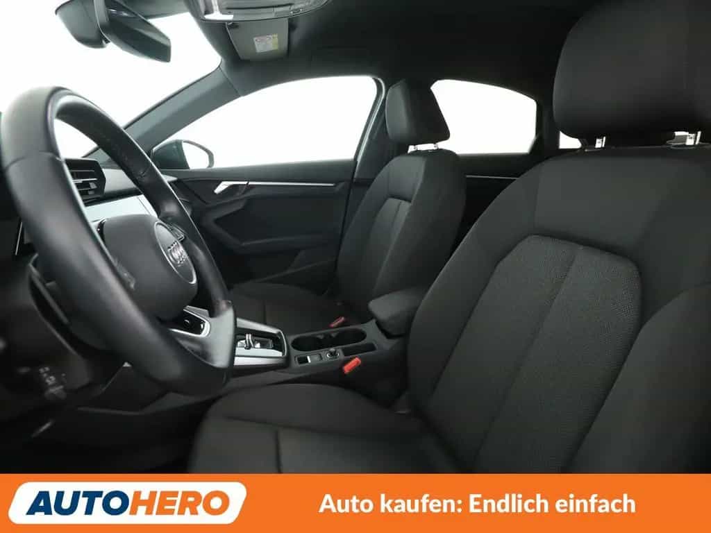 Audi A3 Limousine 35 TFSI S line Aut.*NAV*LED*ACC*CAM 03/2022-photo-9