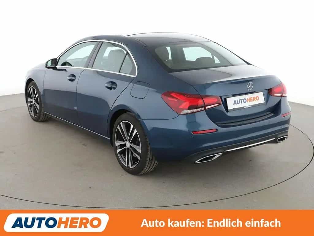 Mercedes-Benz A 200 Edition 19 Aut.*NAVI*TEMPO*LED*CAM*SHZ* 09/2020-photo-3