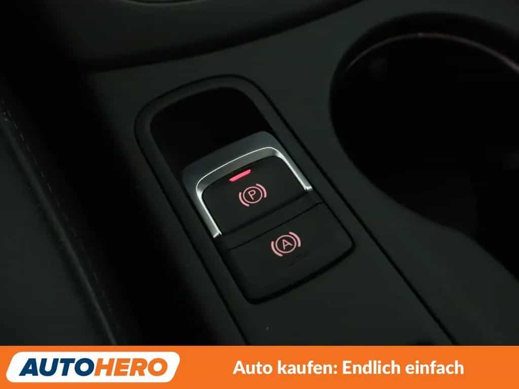 Audi Q3 2.0 TDI quattro Sport Aut.*S-LINE*LED*TEMPO* 12/2015-photo-28