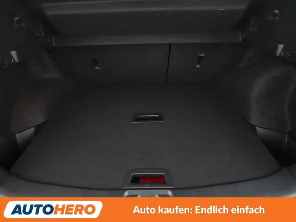 Nissan Qashqai 1.2 N-Connecta*NAVI*TEMPO*CAM*PDC*SHZ* 05/2018-photo-17