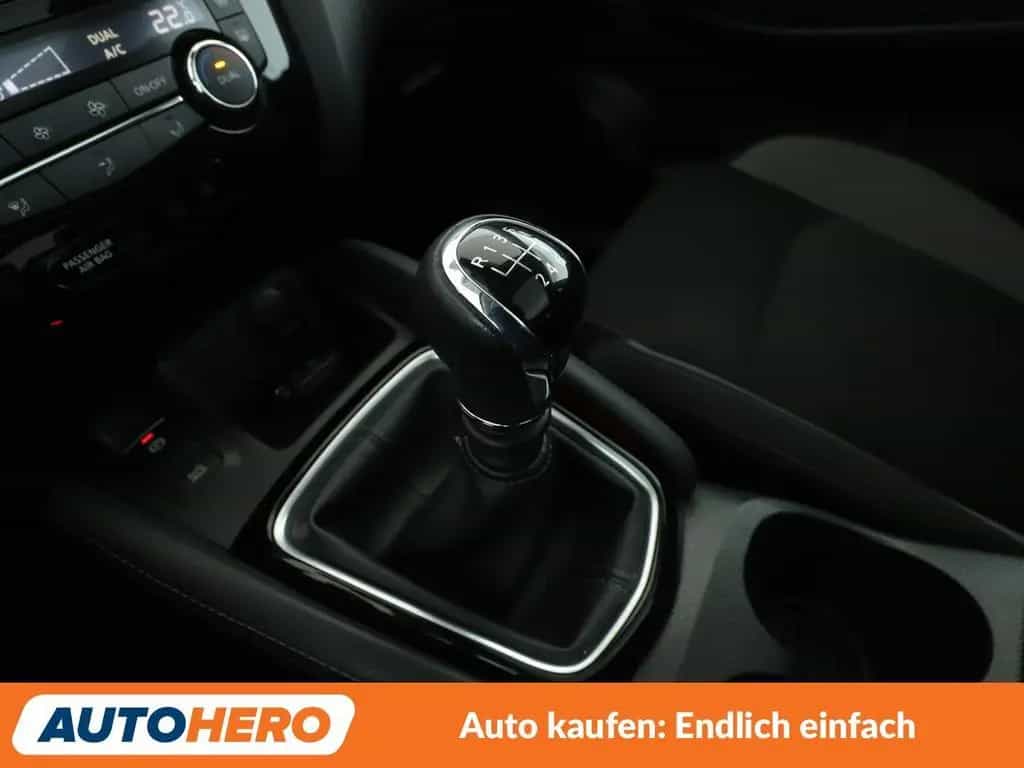 Nissan Qashqai 1.2 N-Connecta*NAVI*TEMPO*CAM*PDC*SHZ* 05/2018-photo-23