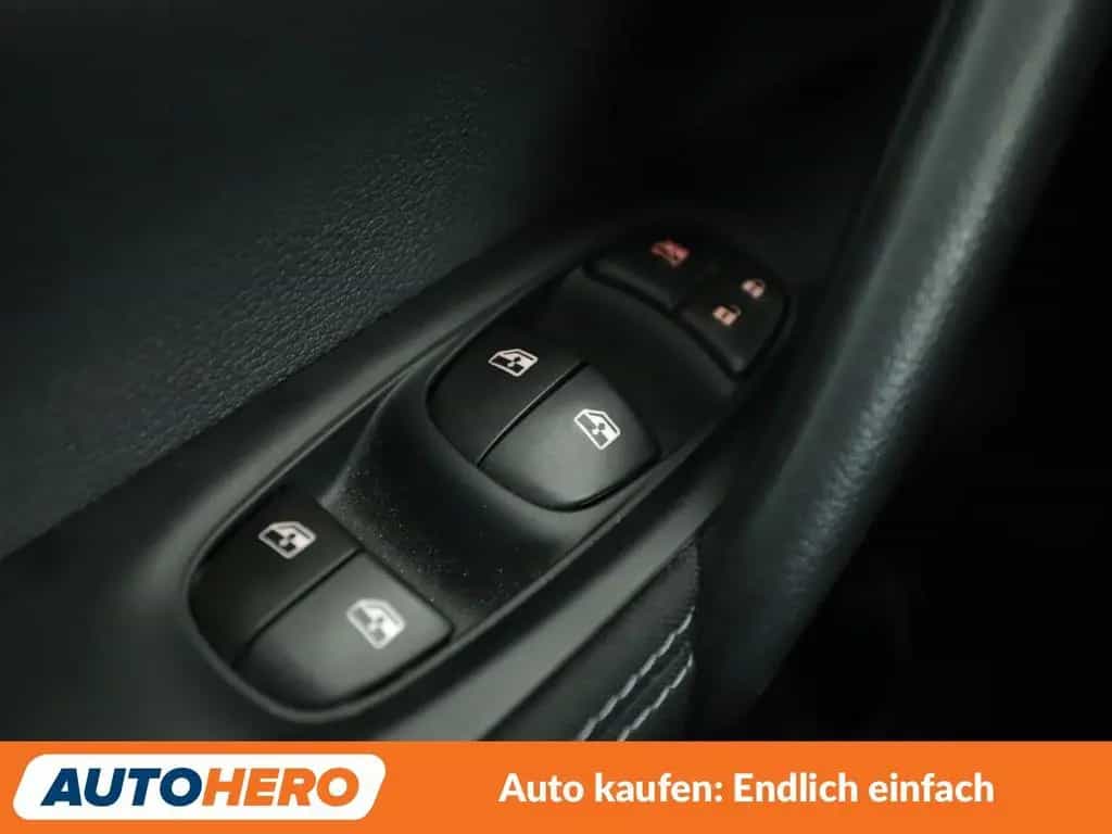 Nissan Qashqai 1.2 N-Connecta*NAVI*TEMPO*CAM*PDC*SHZ* 05/2018-photo-24