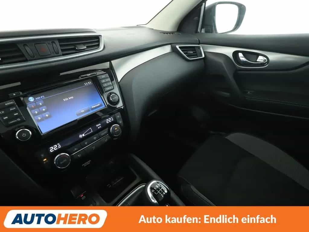 Nissan Qashqai 1.2 N-Connecta*NAVI*TEMPO*CAM*PDC*SHZ* 05/2018-photo-25