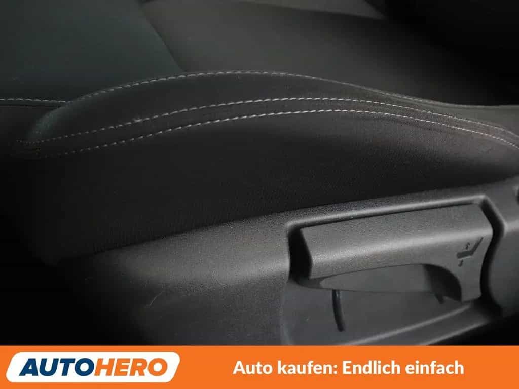 Nissan Qashqai 1.2 N-Connecta*NAVI*TEMPO*CAM*PDC*SHZ* 05/2018-photo-27