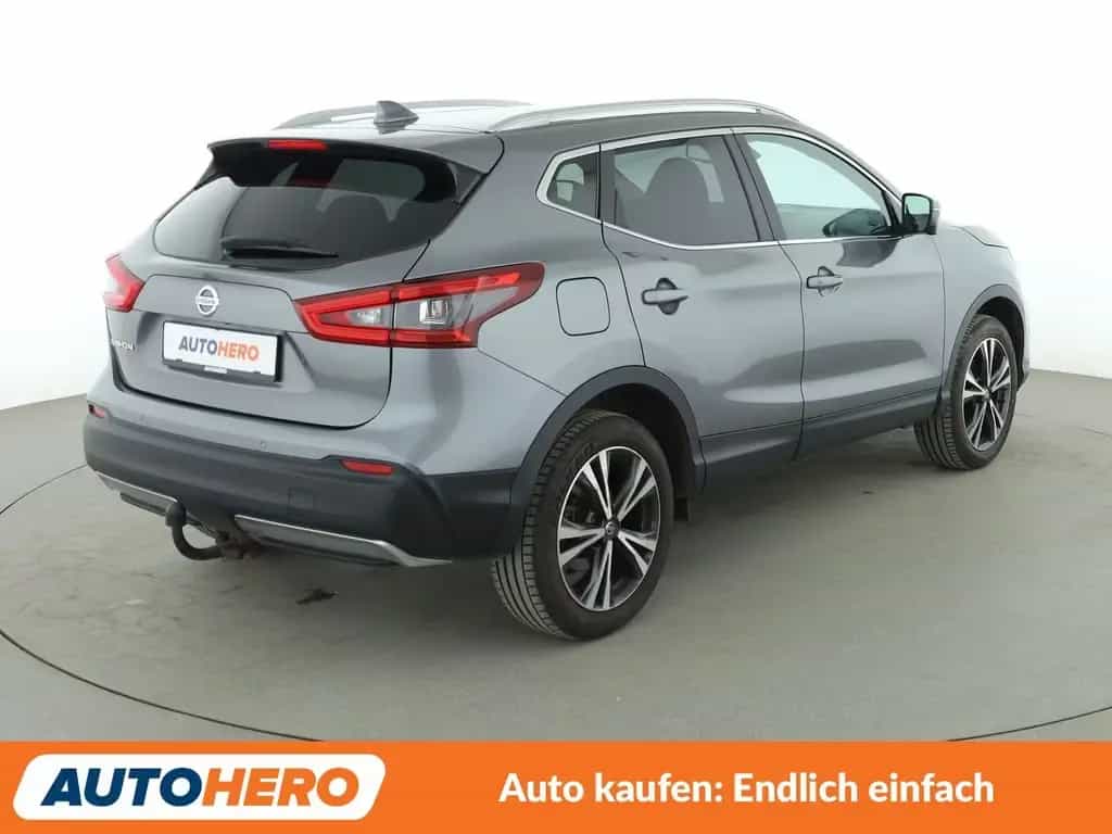 Nissan Qashqai 1.2 N-Connecta*NAVI*TEMPO*CAM*PDC*SHZ* 05/2018-photo-5