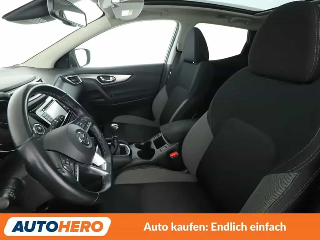 Nissan Qashqai 1.2 N-Connecta*NAVI*TEMPO*CAM*PDC*SHZ* 05/2018-photo-9
