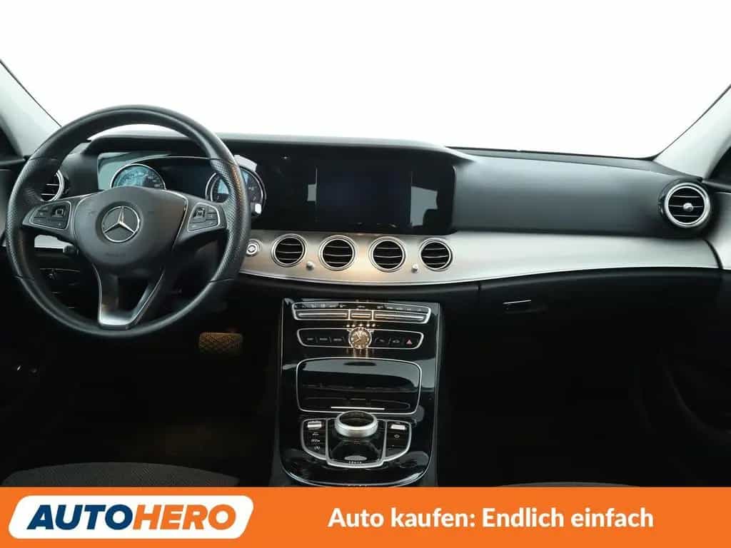 Mercedes-Benz E 200 E-Klasse E 200 AMG Line Aut.*NAVI*LIM*PDC*SHZ* 06/2018-photo-11