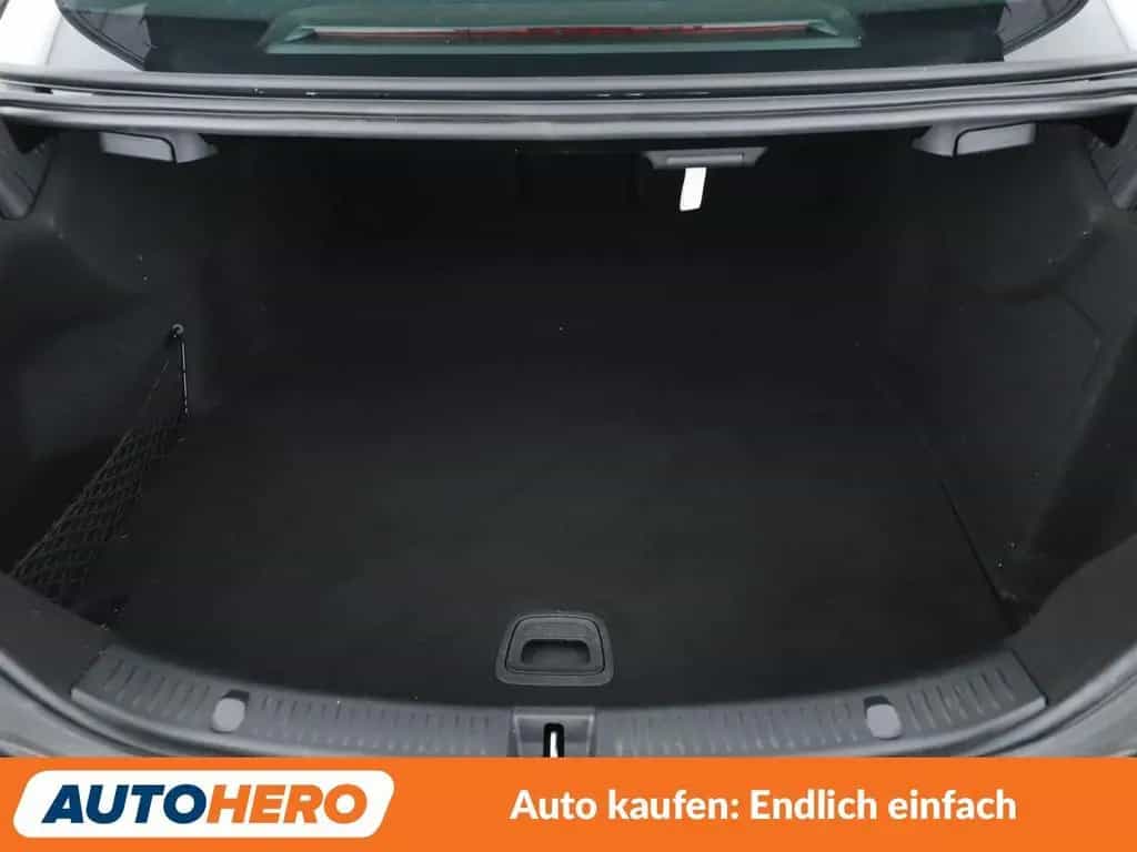 Mercedes-Benz E 200 E-Klasse E 200 AMG Line Aut.*NAVI*LIM*PDC*SHZ* 06/2018-photo-17