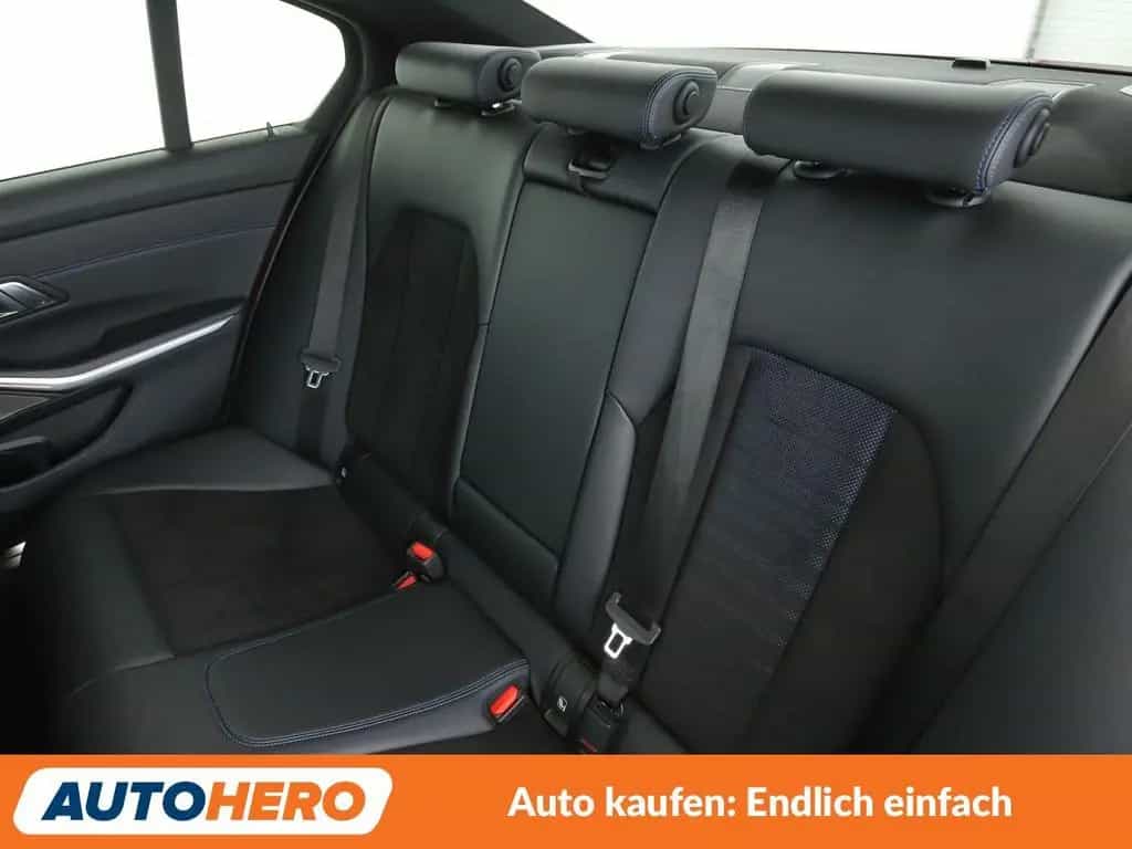 BMW 330 d M Sport Aut.*NAVI*LED*CAM*ACC*SHZ*LHZ*ALU* 09/2019-photo-13