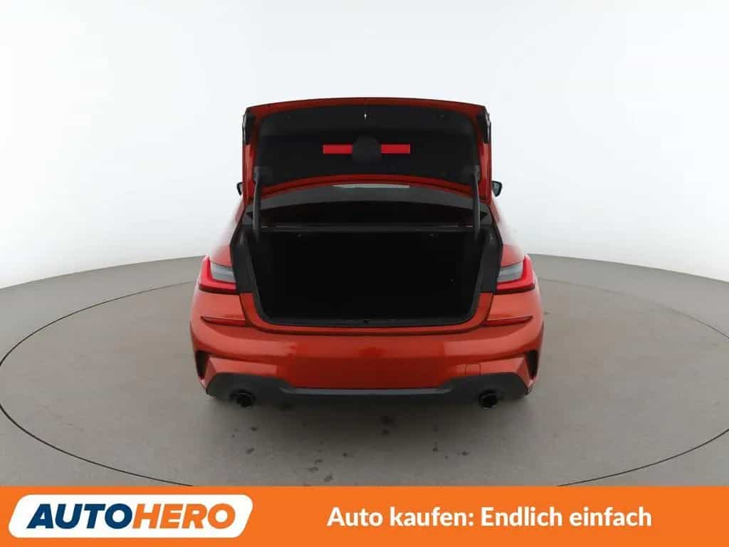 BMW 330 d M Sport Aut.*NAVI*LED*CAM*ACC*SHZ*LHZ*ALU* 09/2019-photo-16