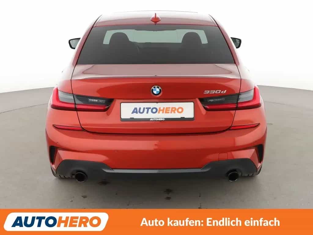 BMW 330 d M Sport Aut.*NAVI*LED*CAM*ACC*SHZ*LHZ*ALU* 09/2019-photo-4