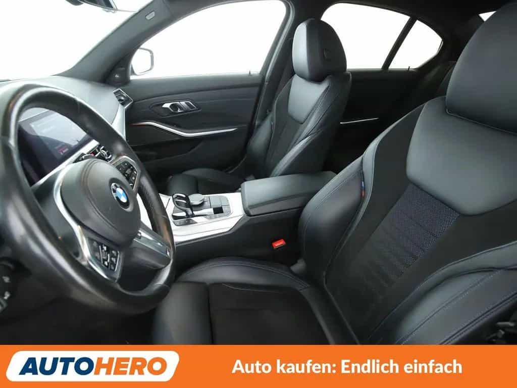 BMW 330 d M Sport Aut.*NAVI*LED*CAM*ACC*SHZ*LHZ*ALU* 09/2019-photo-9