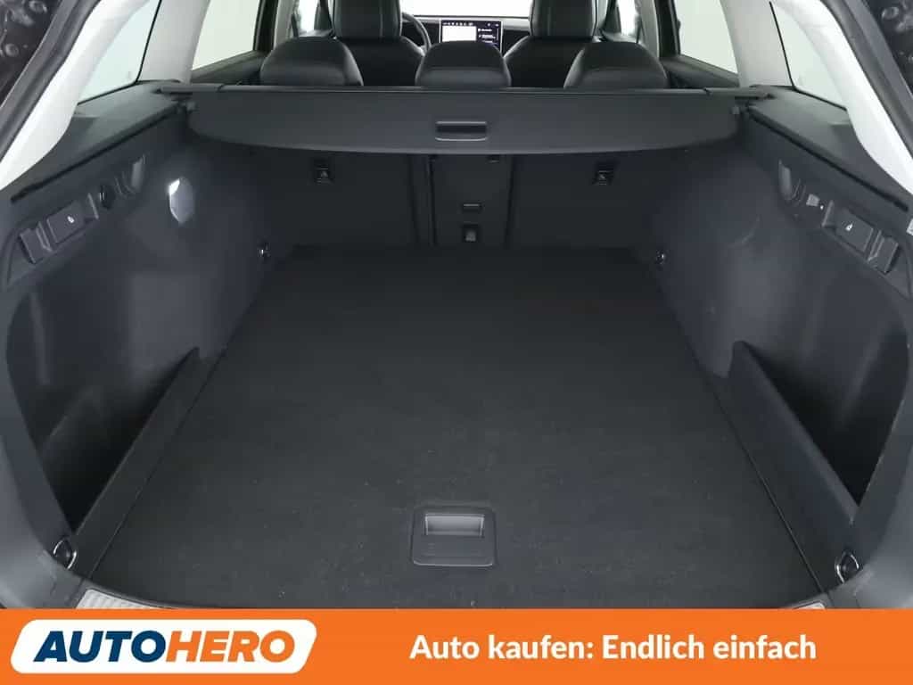 Volkswagen Passat 1.5 eTSI Business Aut.*NAVI*LED*ACC* 02/2025-photo-17