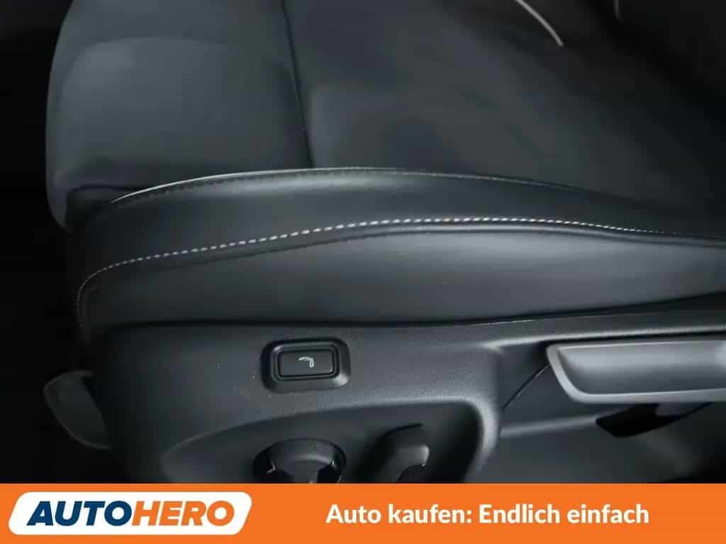 Volkswagen Passat 1.5 eTSI Business Aut.*NAVI*LED*ACC* 02/2025-photo-27