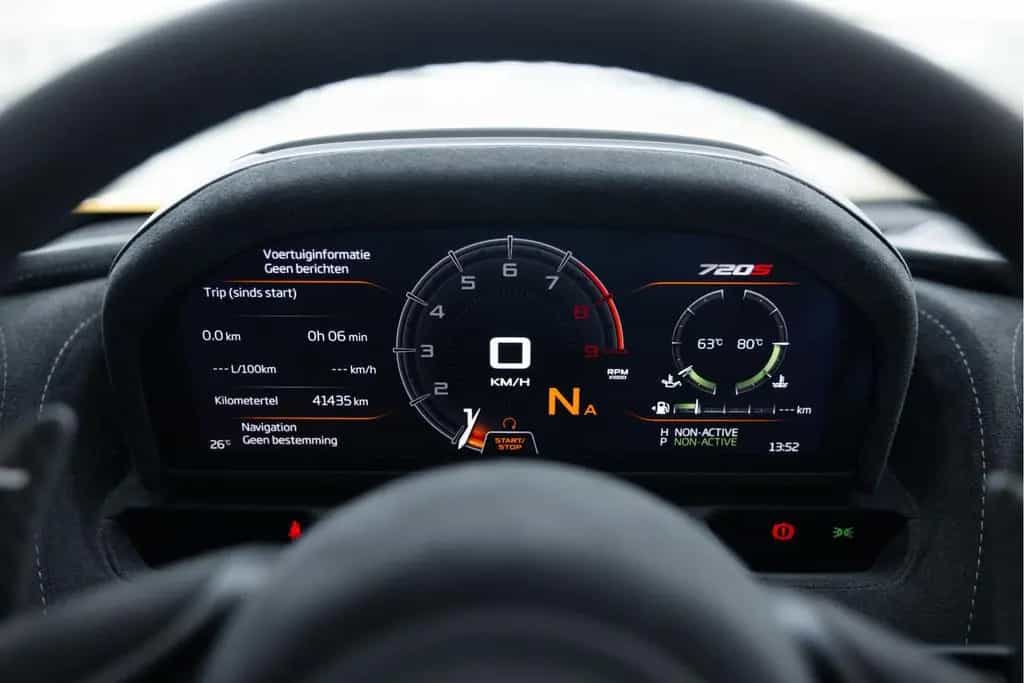 McLaren 720S Spider 4.0 V8 Performance | Volcano Yellow 06/2021-photo-12