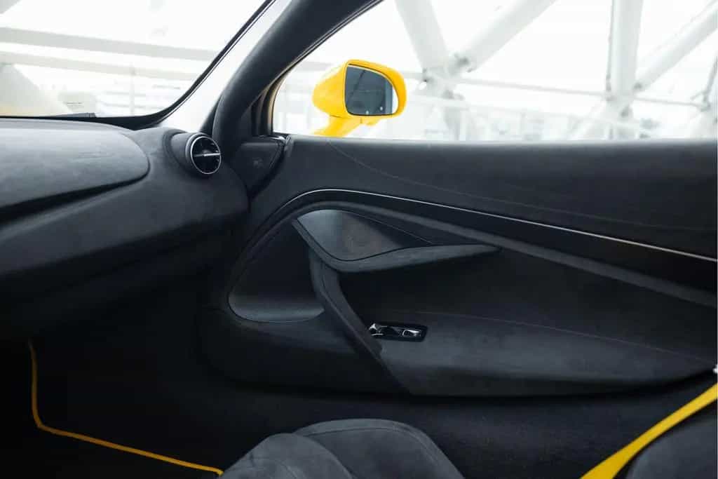 McLaren 720S Spider 4.0 V8 Performance | Volcano Yellow 06/2021-photo-24