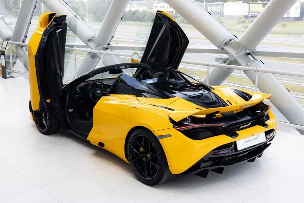 McLaren 720S Spider 4.0 V8 Performance | Volcano Yellow 06/2021-photo-39