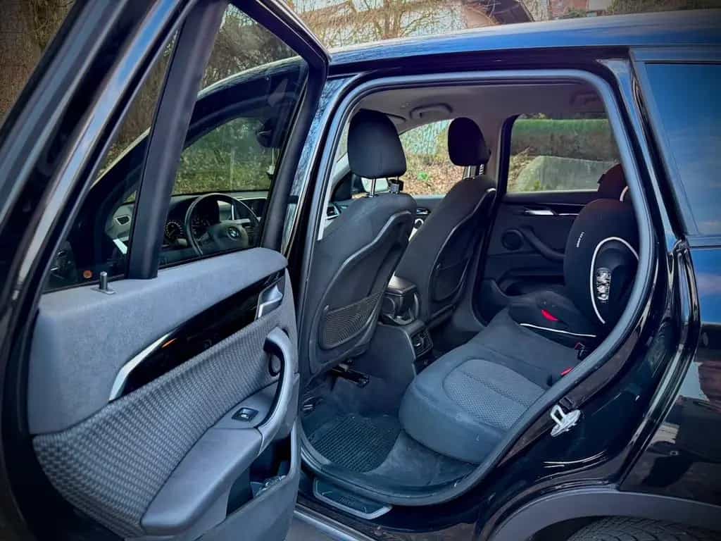 BMW X1 sDrive20i Advantage Steptronic DCT Advantage 07/2018-photo-3