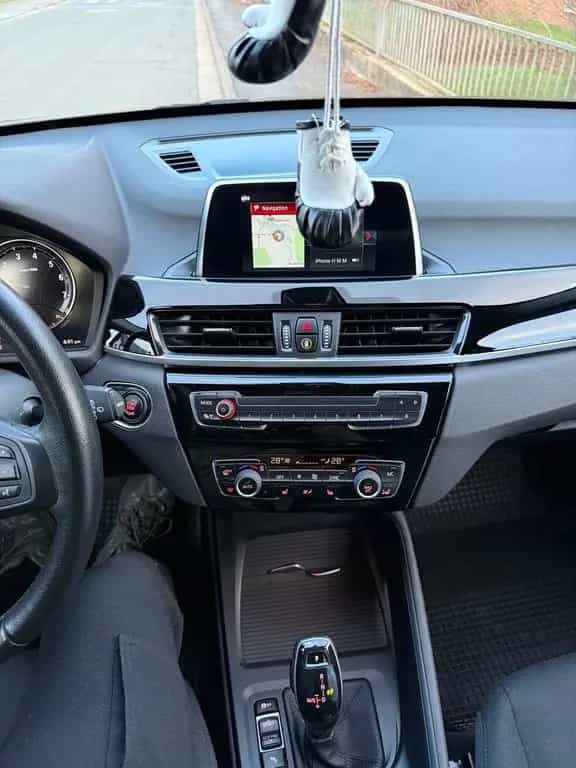 BMW X1 sDrive20i Advantage Steptronic DCT Advantage 07/2018-photo-8