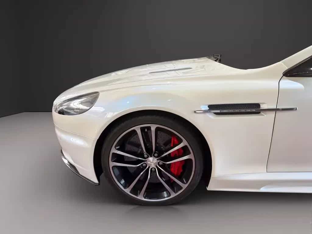 Aston Martin DBS 6.0 04/2011-photo-16
