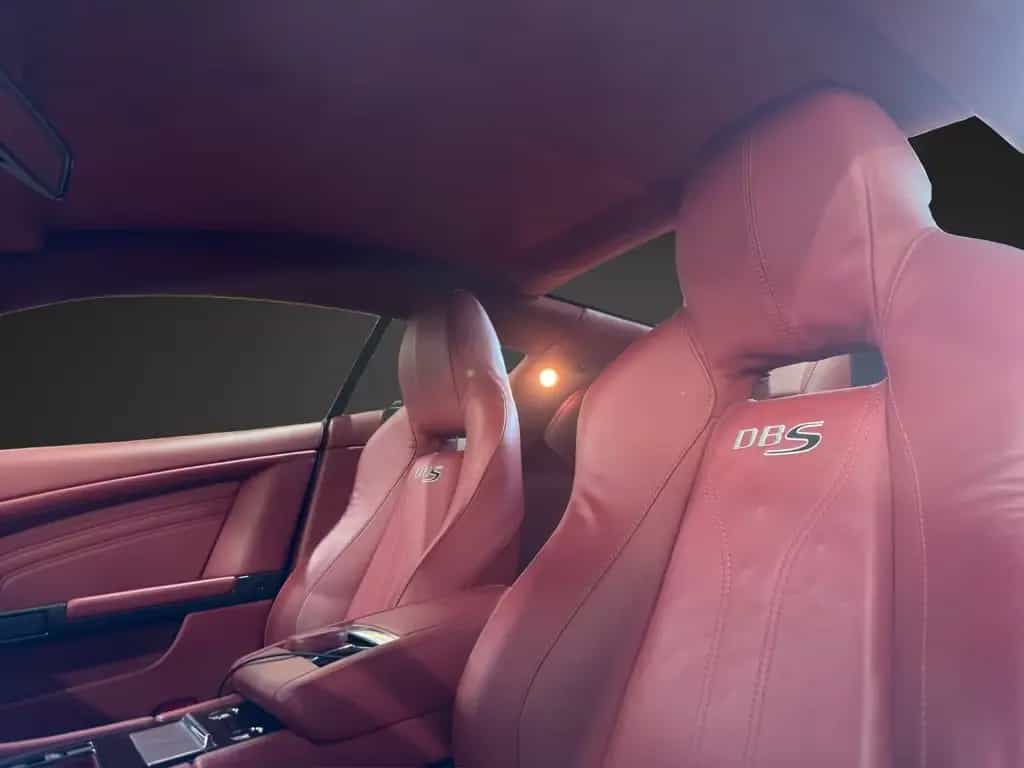 Aston Martin DBS 6.0 04/2011-photo-18