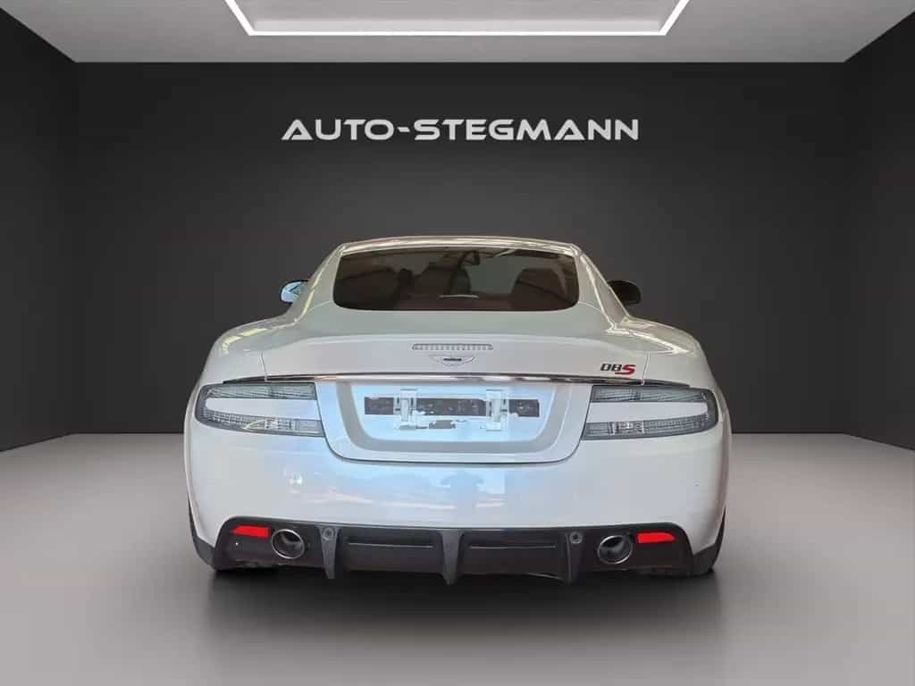 Aston Martin DBS 6.0 04/2011-photo-3
