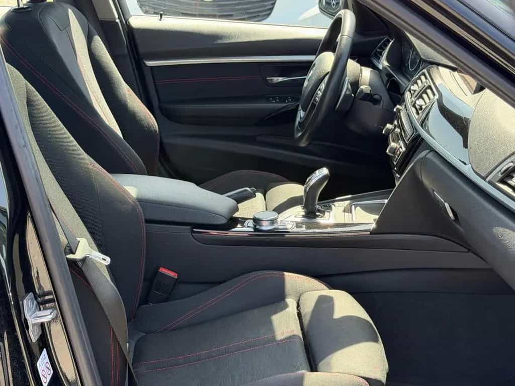 BMW 330 D Limousine xDrive Sport Line 11/2018-photo-10