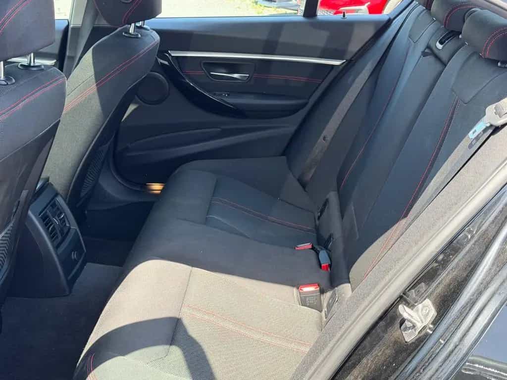 BMW 330 D Limousine xDrive Sport Line 11/2018-photo-11
