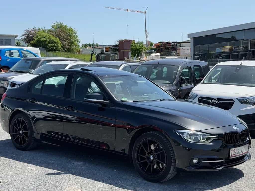 BMW 330 D Limousine xDrive Sport Line 11/2018-photo-2