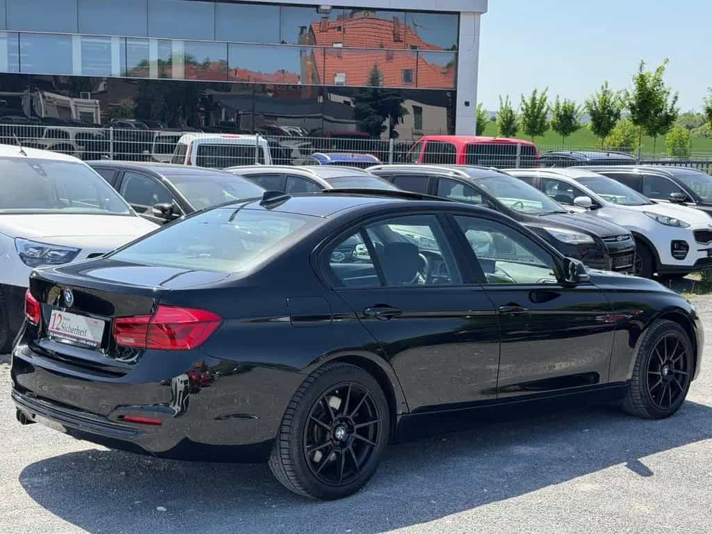 BMW 330 D Limousine xDrive Sport Line 11/2018-photo-5