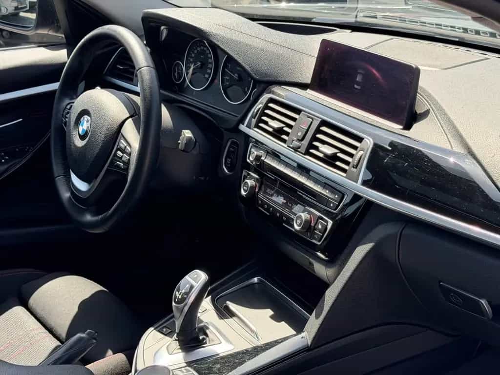 BMW 330 D Limousine xDrive Sport Line 11/2018-photo-8