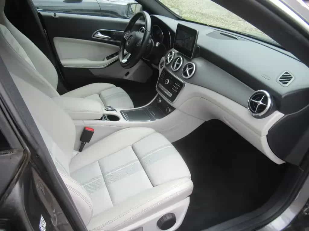 Mercedes-Benz CLA 200 Shooting Brake -NAVI-LEDER- SHZ-PDC-2.HD 10/2018-photo-23