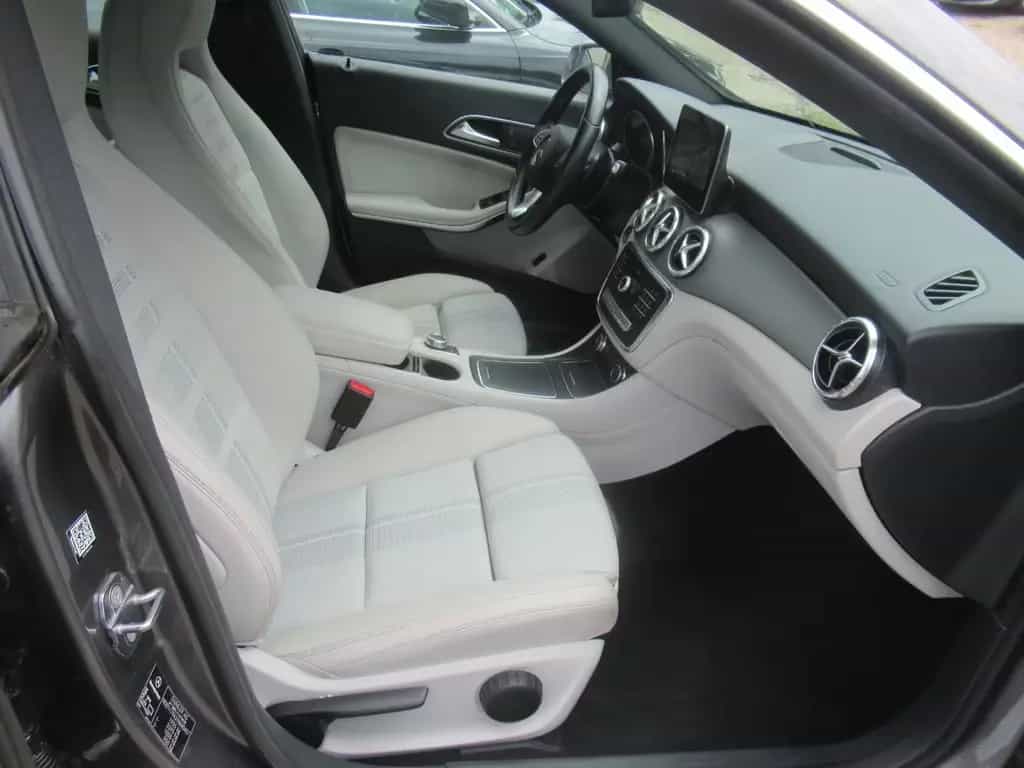 Mercedes-Benz CLA 200 Shooting Brake -NAVI-LEDER- SHZ-PDC-2.HD 10/2018-photo-25