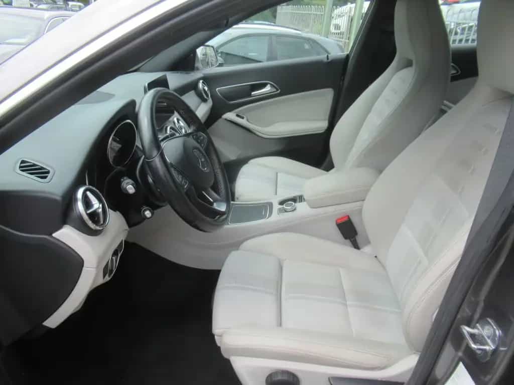 Mercedes-Benz CLA 200 Shooting Brake -NAVI-LEDER- SHZ-PDC-2.HD 10/2018-photo-26