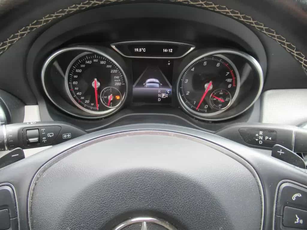 Mercedes-Benz CLA 200 Shooting Brake -NAVI-LEDER- SHZ-PDC-2.HD 10/2018-photo-29