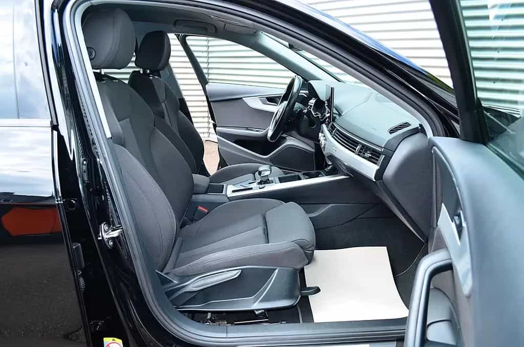 Audi A4 Av. 40 TDI quattro advanced ACC/Lane/Facelift 10/2019-photo-10