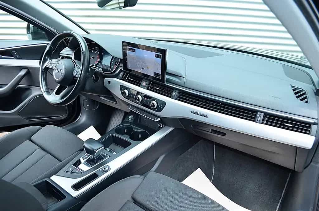 Audi A4 Av. 40 TDI quattro advanced ACC/Lane/Facelift 10/2019-photo-11