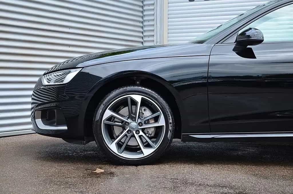 Audi A4 Av. 40 TDI quattro advanced ACC/Lane/Facelift 10/2019-photo-5