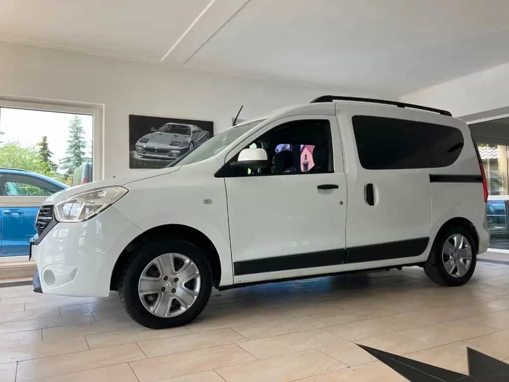 Dacia Dokker 1.6 SCe 100 Rollstuhlrampe 03/2019-photo-1