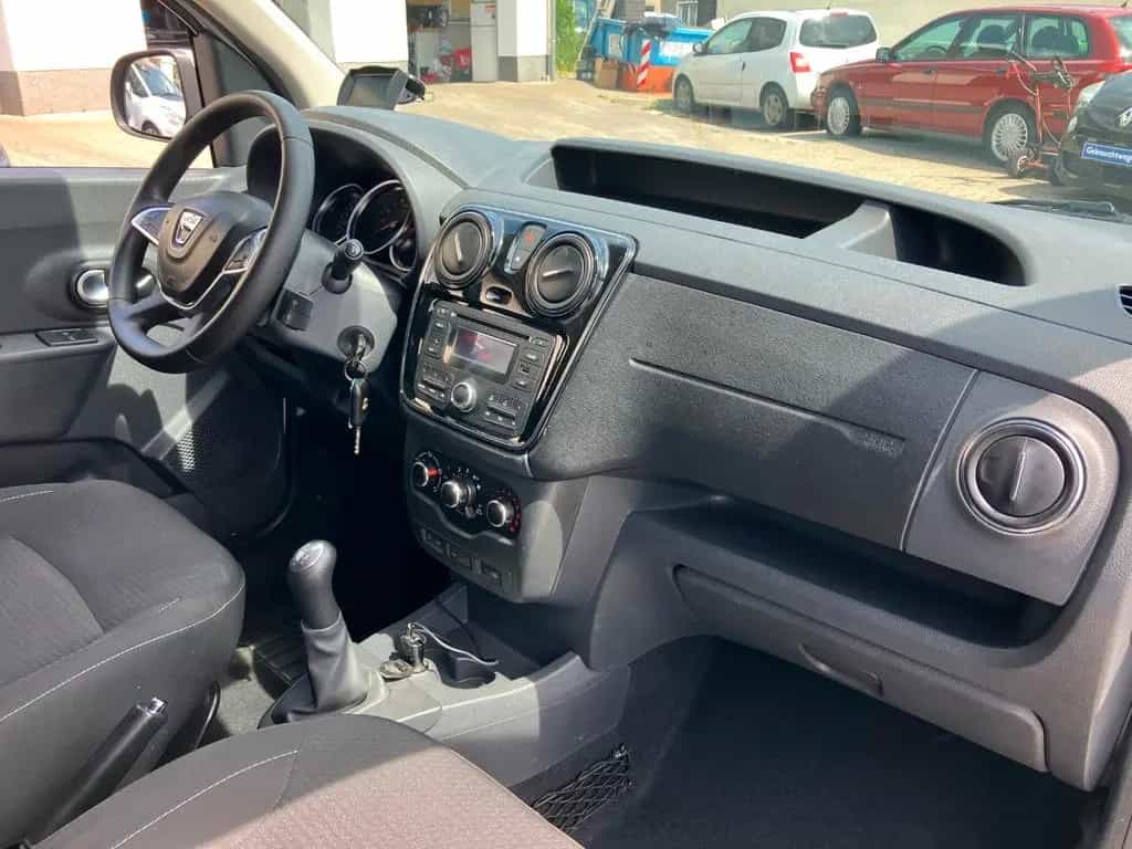 Dacia Dokker 1.6 SCe 100 Rollstuhlrampe 03/2019-photo-15