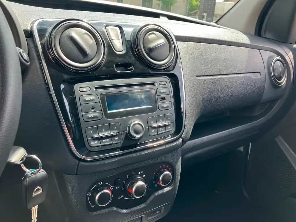 Dacia Dokker 1.6 SCe 100 Rollstuhlrampe 03/2019-photo-16