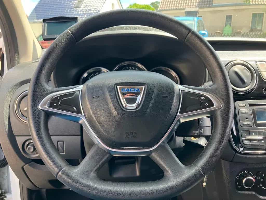 Dacia Dokker 1.6 SCe 100 Rollstuhlrampe 03/2019-photo-17