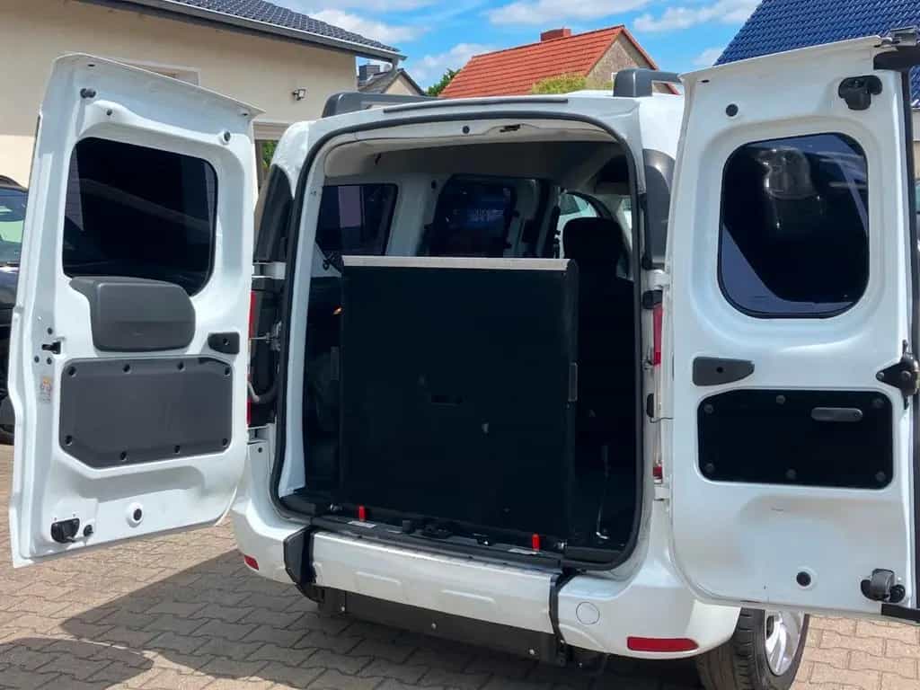 Dacia Dokker 1.6 SCe 100 Rollstuhlrampe 03/2019-photo-7