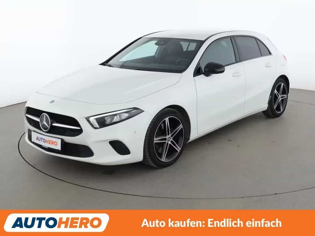 Mercedes-Benz A 250 Progressive Aut.*LED*NAVI*TEMPO*PDC*SHZ* 09/2019-photo-0