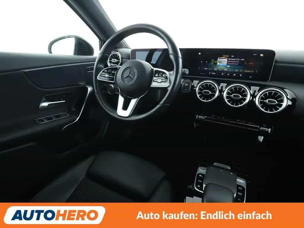 Mercedes-Benz A 250 Progressive Aut.*LED*NAVI*TEMPO*PDC*SHZ* 09/2019-photo-12