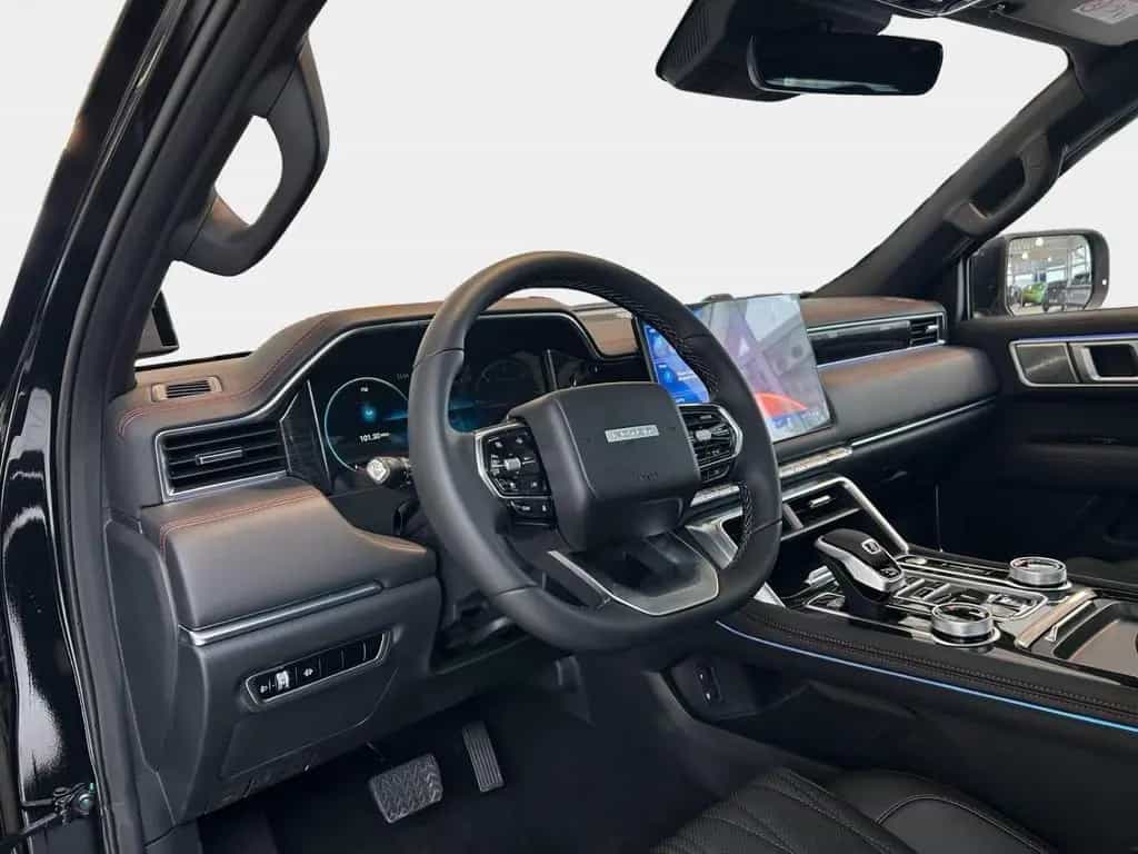 Foton 4 Ultra 2.0 L Diesel 117kW 8AT null-photo-11
