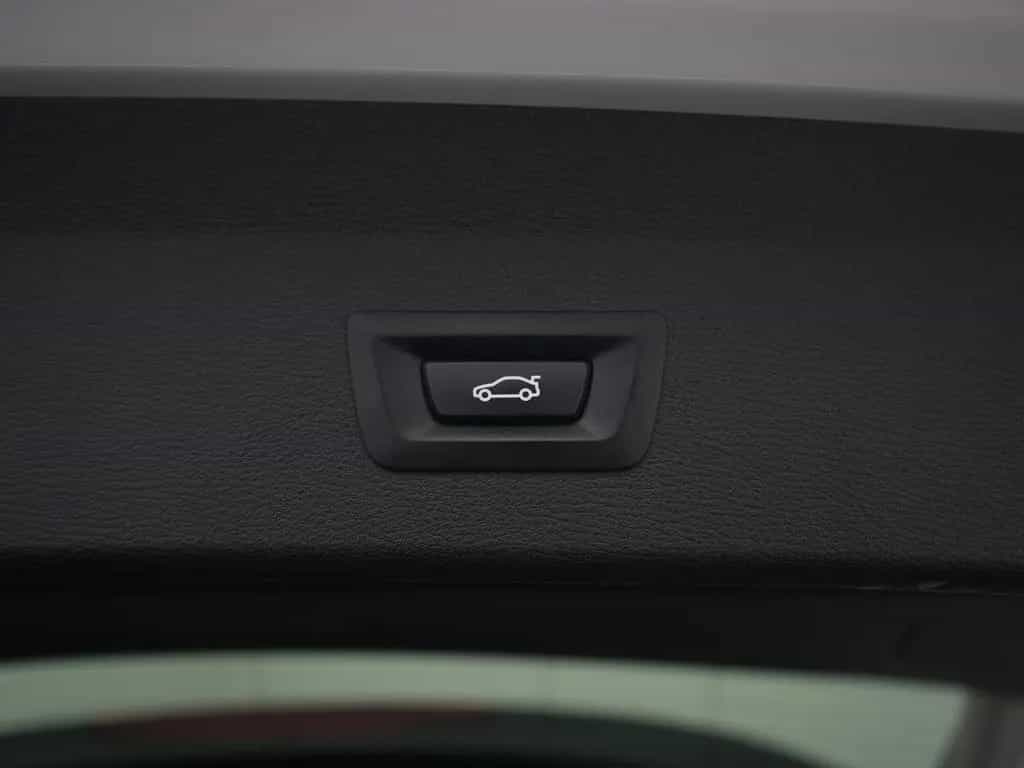 BMW X1 sDrive 18 d,LED,NAVI,TEMPO,KLIMA,KAM,STANDLÜF 05/2019-photo-26