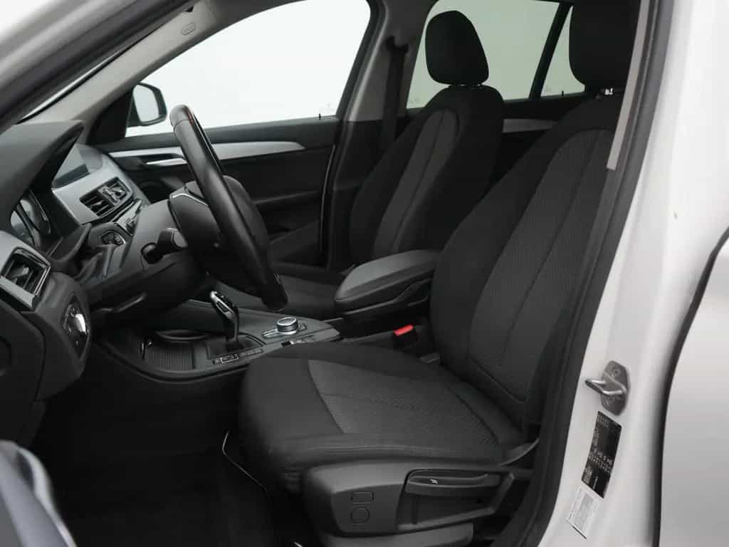 BMW X1 sDrive 18 d,LED,NAVI,TEMPO,KLIMA,KAM,STANDLÜF 05/2019-photo-5