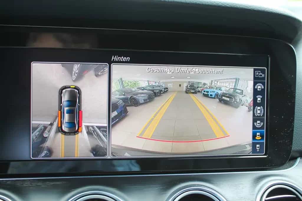 Mercedes-Benz E 200 E200 Avantgarde Automatik 360° Kamera AHK 06/2018-photo-13