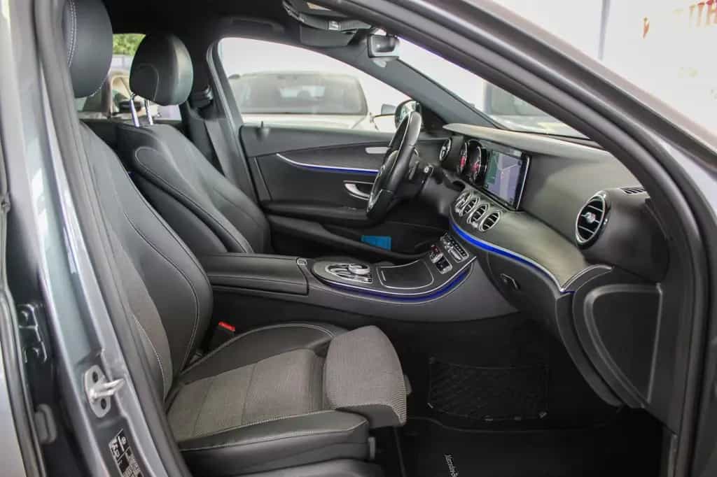 Mercedes-Benz E 200 E200 Avantgarde Automatik 360° Kamera AHK 06/2018-photo-15